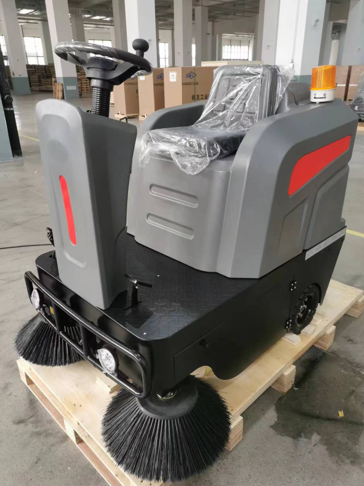 SJ1250-B型産業用道路清掃車 - B & J Florist Supply Linwood のレビューと価格