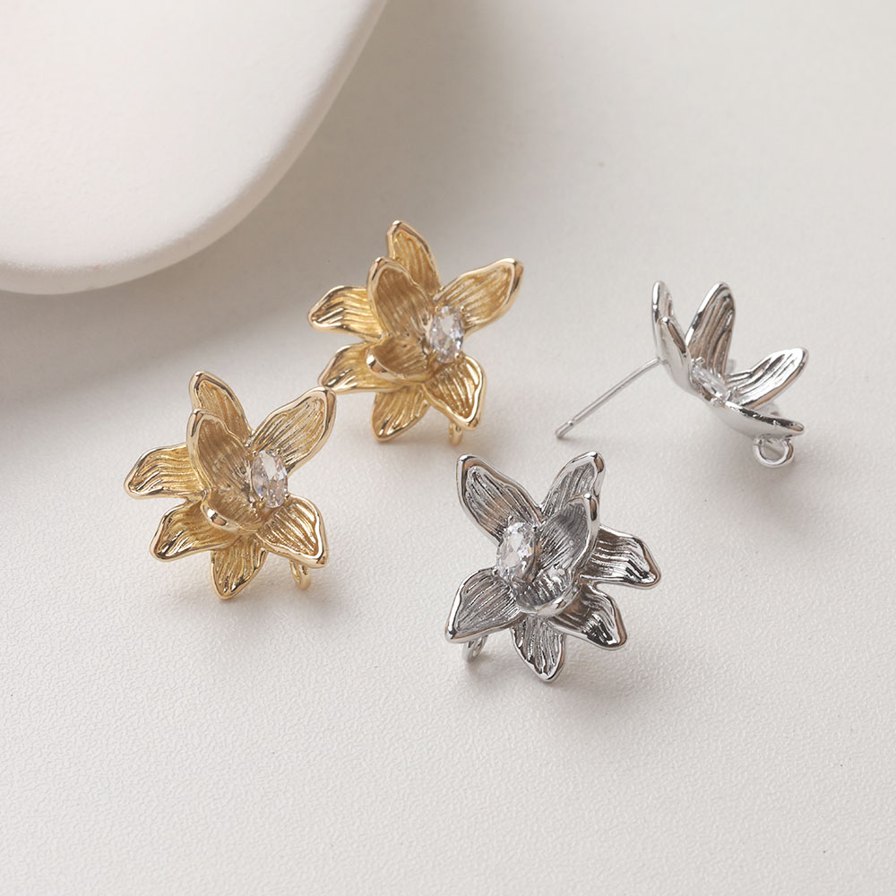 4 個可憐な花耳スタッドピアスジュエリー作成用品 DIY ハ - Flower Supply のレビューと価格
